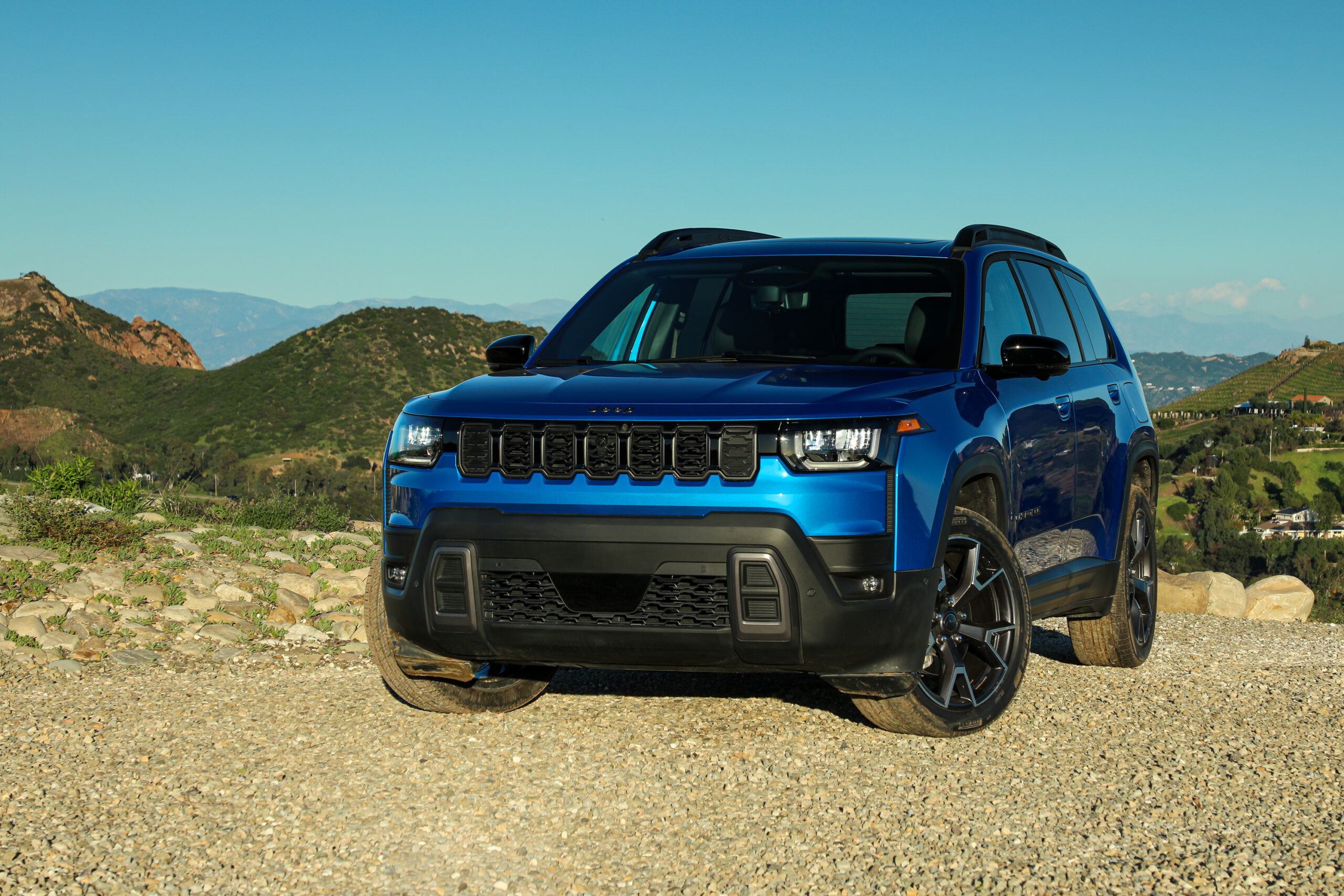 How Does the 2026 Jeep Cherokee Compare to Its Rivals?